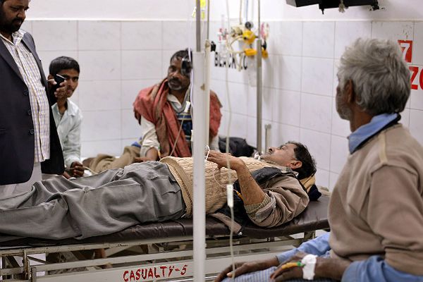 17 osób zmarło w Indiach po spożyciu skażonego alkoholu