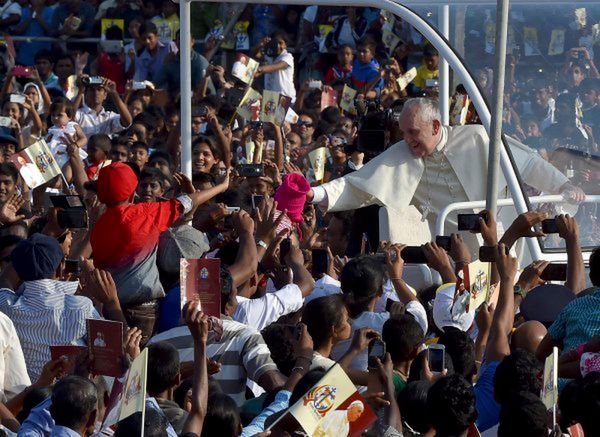 Papież Franciszek kanonizował misjonarza ks. Józefa Vaza