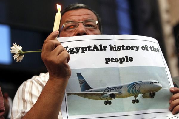 Francuzi pomogą w poszukiwaniach czarnych skrzynek samolotu EgyptAir
