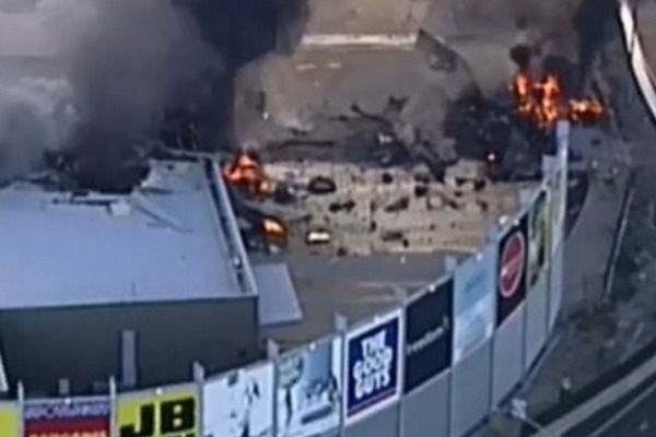 W Australii samolot spadł na centrum handlowe, prawdopodobnie wiele ofiar