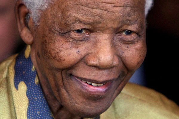 Hospitalizowany Nelson Mandela ma się lepiej, oddycha bez trudności