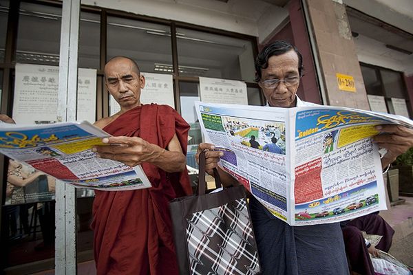 Po prawie 50 latach ukazały się prywatne gazety codzienne w Birmie