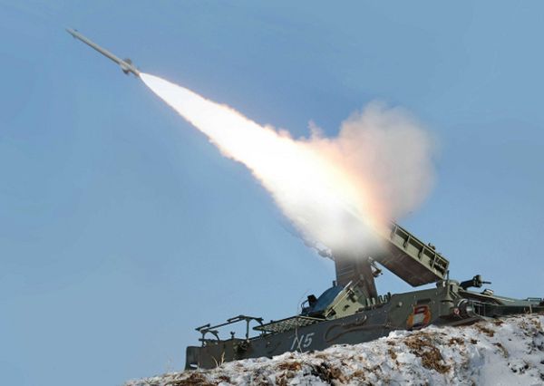 Kolejna próba rakietowa Korei Północnej - wystrzeliła siedem pocisków krótkiego zasięgu