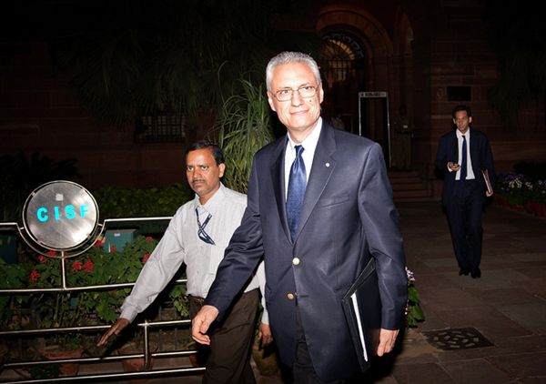 UE ostrzega Indie przed przetrzymywaniem ambasadora Włoch