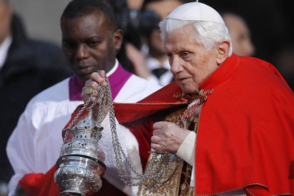 Rzecznik Watykanu: zapowiadana encyklika papieża nie ukaże się