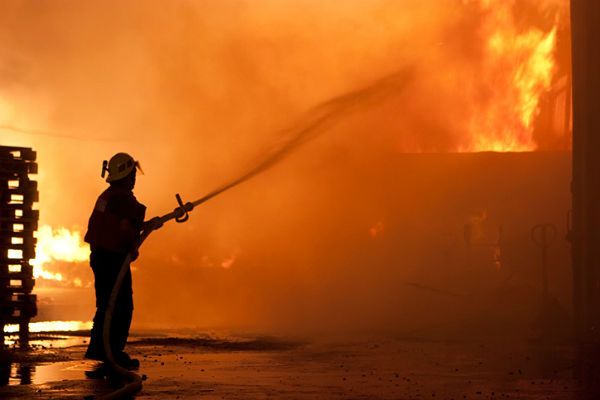 Pożar kamienicy w Toruniu, nie żyją trzy osoby