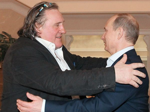 Gerard Depardieu odwiedził Sarańsk i pokazał swój rosyjski paszport