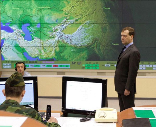 Rosja rozpoczyna budowę kolejnych trzech radarów Woroneż-DM