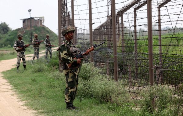 Indie ostrzegają Kaszmirczyków przed groźbą ataku atomowego