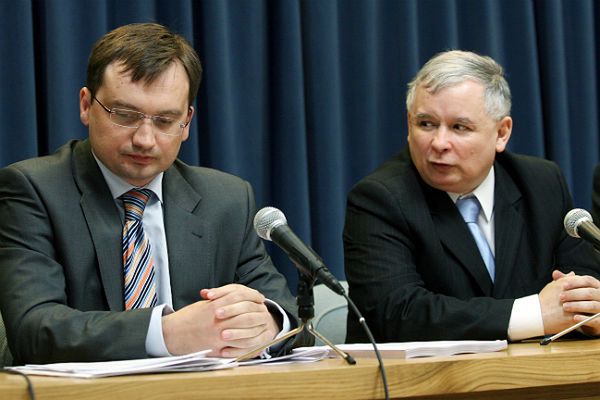 Wnioski o TS dla Zbigniewa Ziobry i Jarosława Kaczyńskiego przekazane do komisji