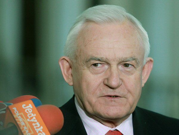 Leszek Miller zwróci się do Aleksandra Kwaśniewskiego i byłych polityków SLD ws. eurowyborów