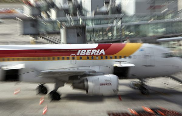 Pasażerkę samolotu hiszpańskich linii Iberia ukłuł skorpion