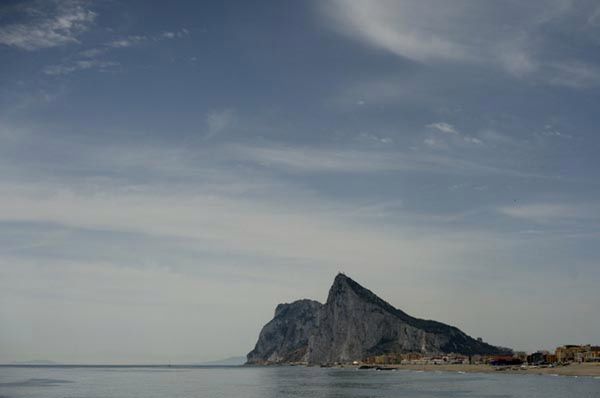 Rośnie napięcie między Wielką Brytanią i Hiszpanią. Incydenty wokół Gibraltaru