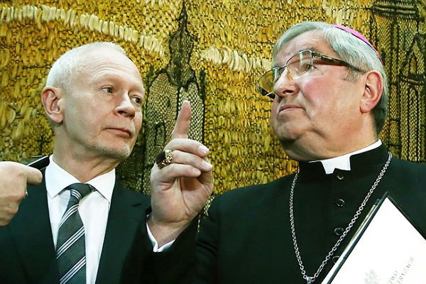 Minister Michał Boni prosi Kościół o pomoc