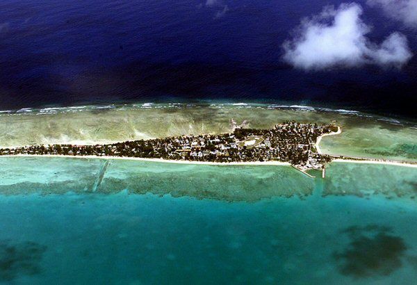 Prezydent Anote Tong: czas Kiribati jest policzony, zaleje nas morze