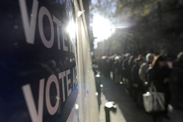 Obama i Romney walczą do ostatniej minuty - w USA trwają wybory prezydenckie