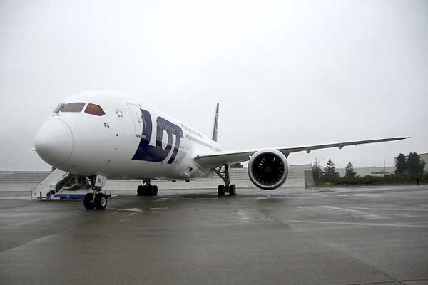 Drugi Dreamliner LOT-u już w drodze do Polski