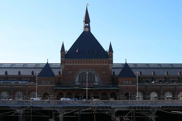 Dania: ewakuacja dworca w Kopenhadze przez podejrzany pakunek