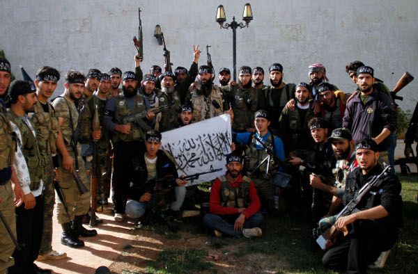 Syria: rebelianci wybrali swe wspólne dowództwo. W składzie głównie islamiści