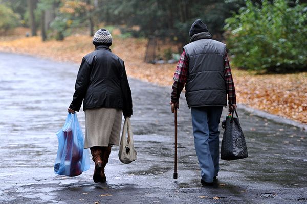 Chorzy seniorzy nie żyją zbyt długo