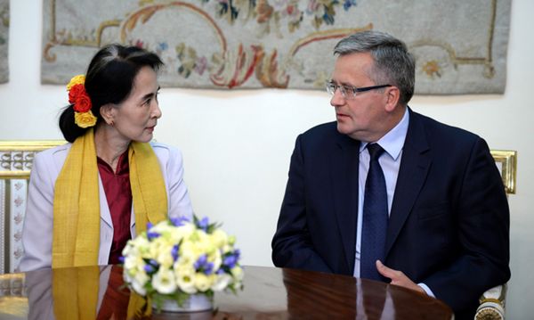Bronisław Komorowski spotkał się z birmańską noblistką Aung San Suu Kyi