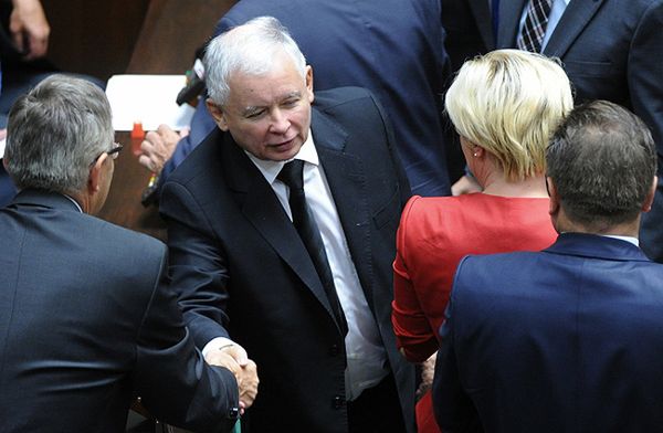 Spór o postępowanie komisji ws. wniosku o TS dla Jarosława Kaczyńskiego