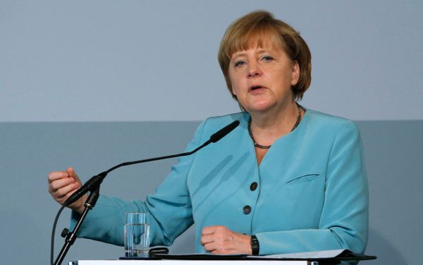 Angela Merkel niezbyt zaniepokojona rosyjskimi samolotami nad Europą, NATO czujne