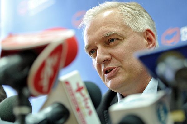 Jarosław Gowin zostanie w PO, ale czeka go kara