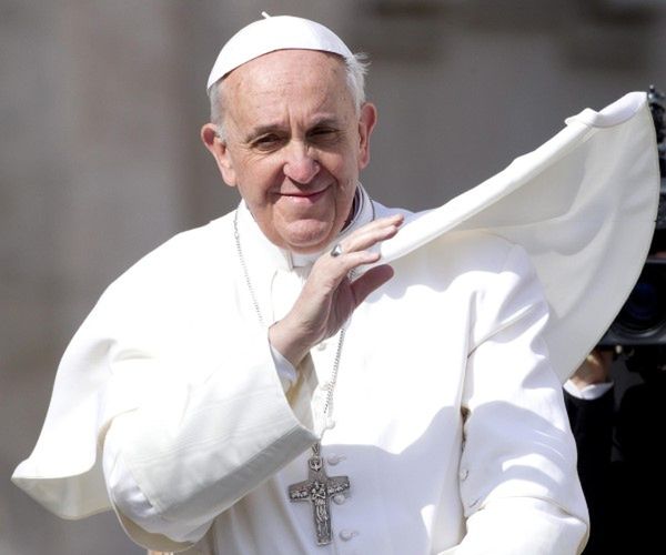 Papież na spotkaniu z ruchami kościelnymi w Watykanie