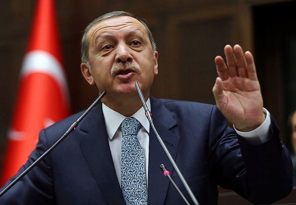 Premier Turcji: wyrwę z korzeniami Twittera i pozostałe sieci społecznościowe