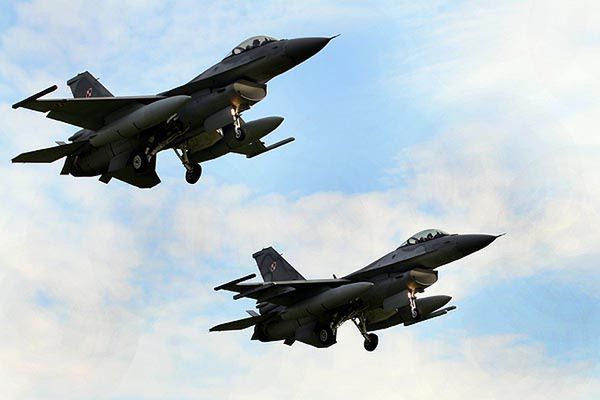 Nieoficjalnie: na ćwiczenia do Polski przylecą amerykańskie F-16