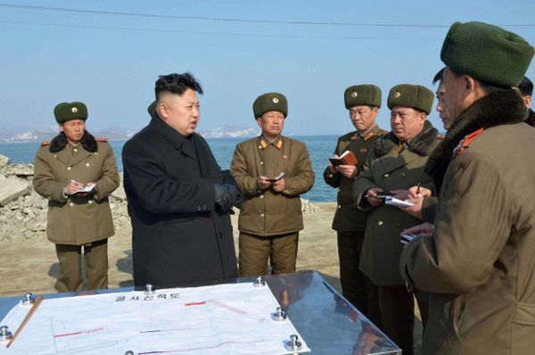 Korea Północna tłumaczy się z rakiet: to rutynowe ćwiczenia