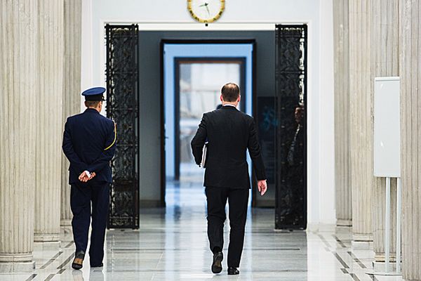 Wiemy, kto zostanie nowym komendantem Straży Marszałkowskiej. Jego żona pracuje dla PiS