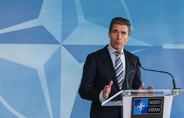 Anders Fogh Rasmussen: działania Rosji zagrażają bezpieczeństwu Europy