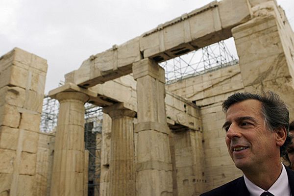 Były grecki minister transportu skazany za fałszywe tablice rejestracyjne