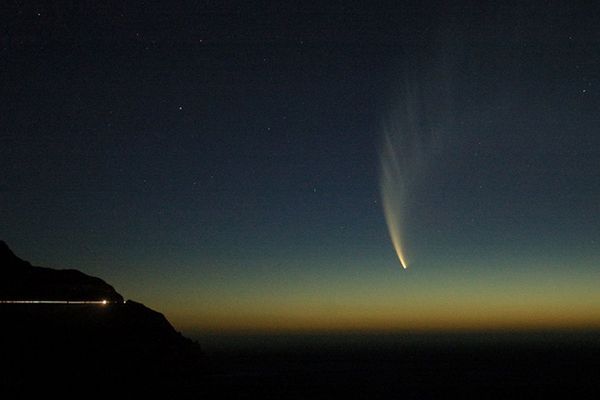 Kometa C/2013 R1 (Lovejoy) wciąż widoczna przez lornetki