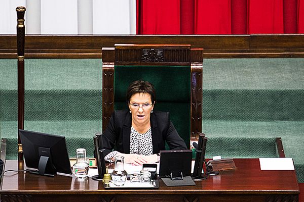 Ewa Kopacz wydała na "rauty" w restauracjach 40 tys. zł? Kancelaria sejmu dementuje