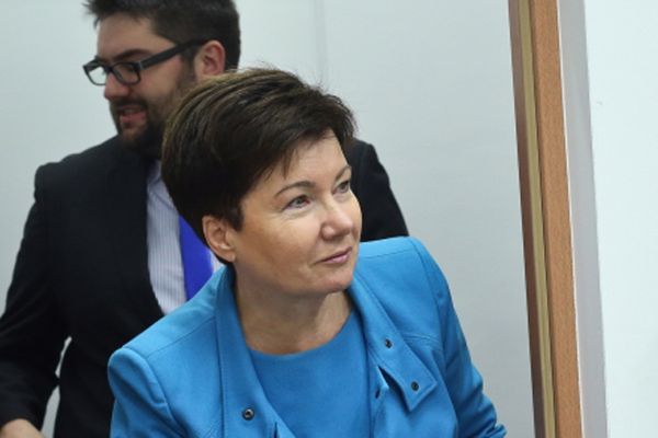 Prezydent Warszawy zleciła kontrolę ws. biurowca przy pl. Zamkowym