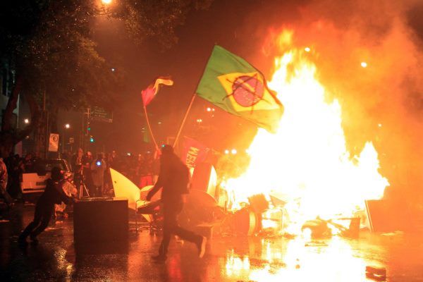 Brazylia: protest solidarności ze strajkującymi nauczycielami