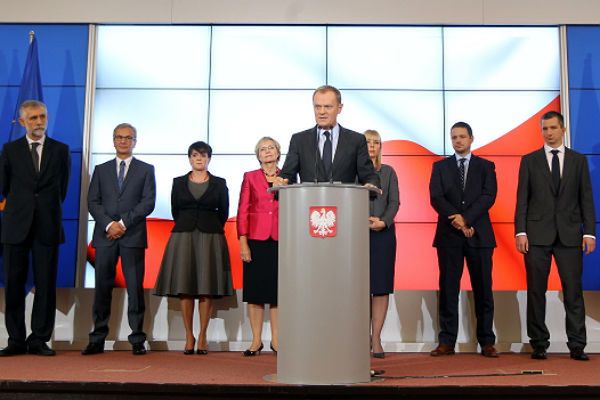 Niemiecka prasa o rekonstrukcji rządu w Polsce: reakcja na sondaże