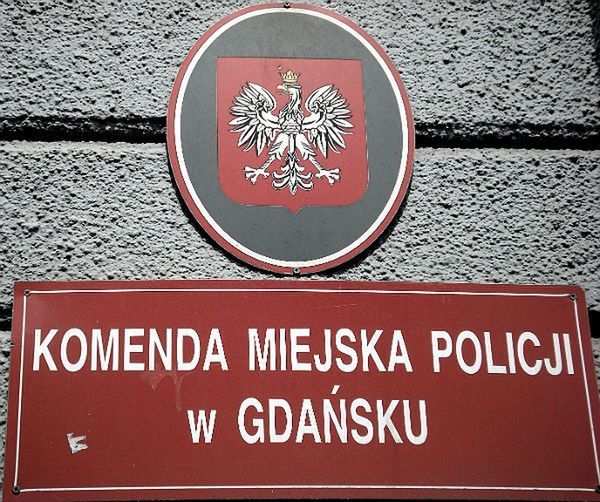 Pościg ulicami Gdańska. Skradł auto, grożąc właścicielowi nożem