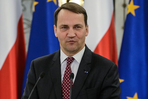 Burza wokół Radosława Sikorskiego. "Pożyteczny idiota czy pomocnik Putina?"