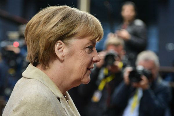 Angela Merkel przeciwna ograniczaniu imigracji
