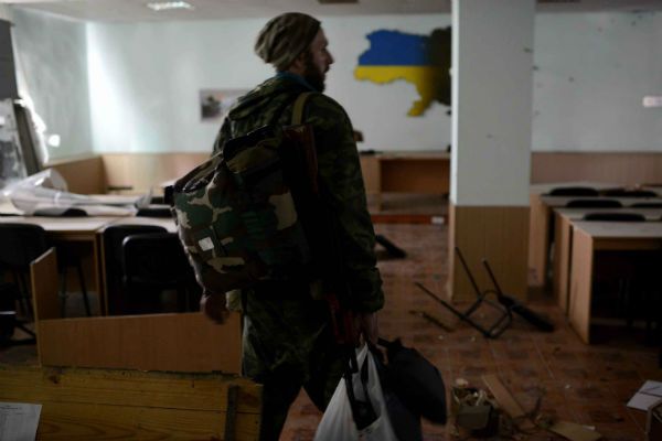 Ukraina: krytyczna sytuacja w obwodzie ługańskim. Separatyści okrążyli żołnierzy rządowych