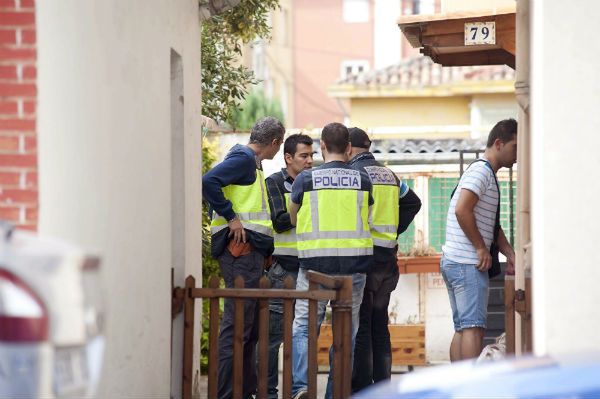 Hiszpańska policja alarmuje: dżihadyści przemycają narkotyki