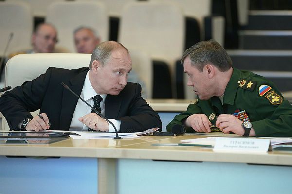 Rosyjski komentator: Rosja jest mocarstwem jądrowym. Nie należy jej mocno "przypierać do ściany"