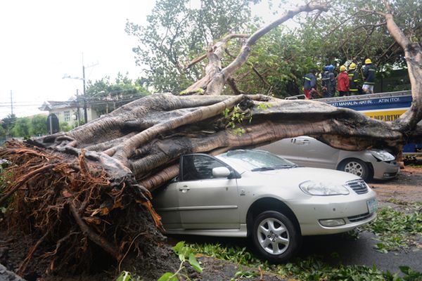 Tajfun Rammasun przeszedł nad Filipinami