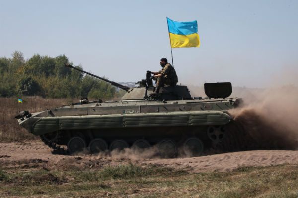Ukraińskie siły rządowe wycofają się dopiero po przerwaniu ognia