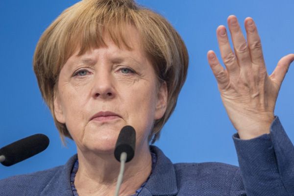 Helmut Kohl krytykował Merkel: nie ma zielonego pojęcia