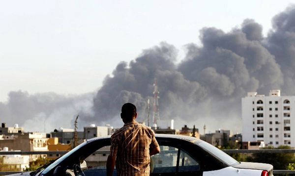 Libia na prostej drodze ku przepaści. Rozdzierany walkami kraj znalazł się na skraju upadku